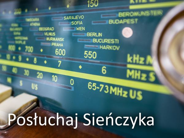 stary radioodbiornik